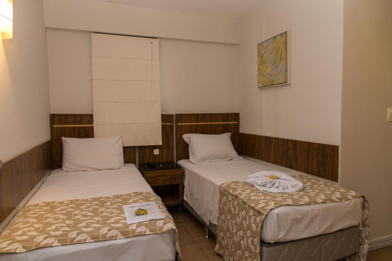 Elo Hotels Express Maringá Exteriör bild