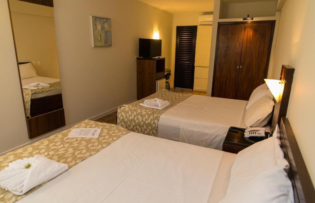 Elo Hotels Express Maringá Exteriör bild